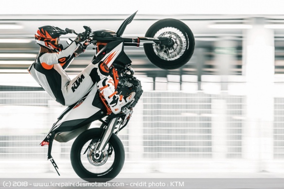 KTM 690 SMC-R