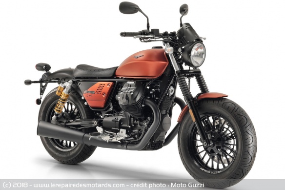 Moto Guzzi V9 Bobber Sport