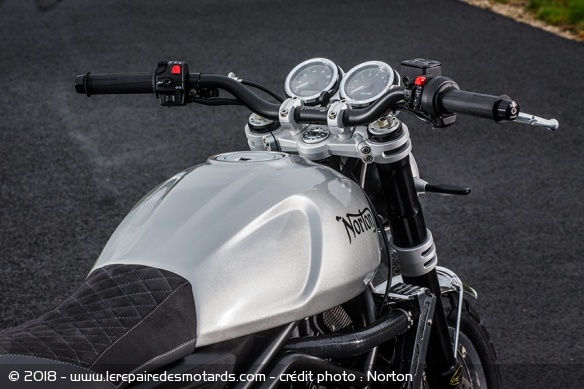 Norton Atlas 650 Nomad