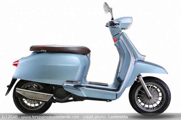 Lambretta V-Special avec garde-boue fixe