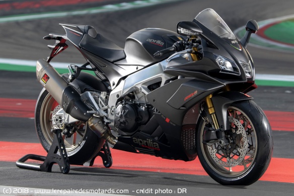Aprilia RSV4 1100 Factory de 217 chevaux