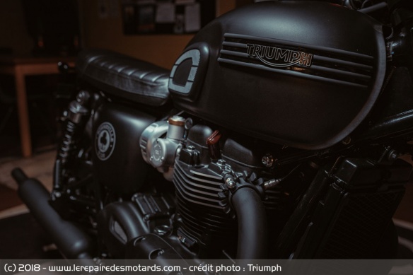 Triumph Bonneville T120 Ace