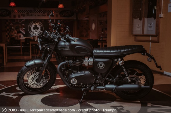 Triumph Bonneville T120 Ace