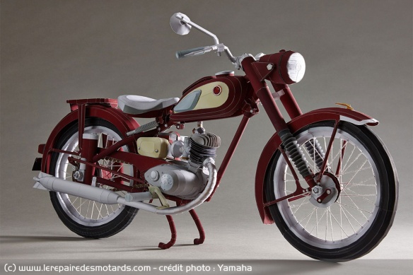 Première moto du constructeur, la YA-1 débarque pour les 20 ans des Paper Crafts Yamaha Première moto du constructeur, la YA-1 débarque pour les 20 ans des Paper Crafts Yamaha