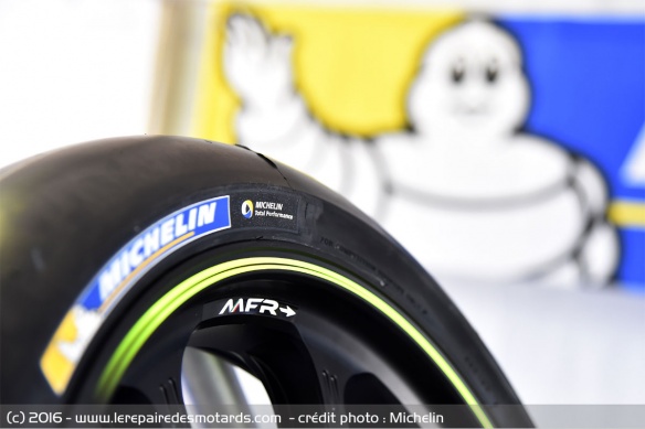Michelin a commencer à connecter ses pneus depuis les GP moto