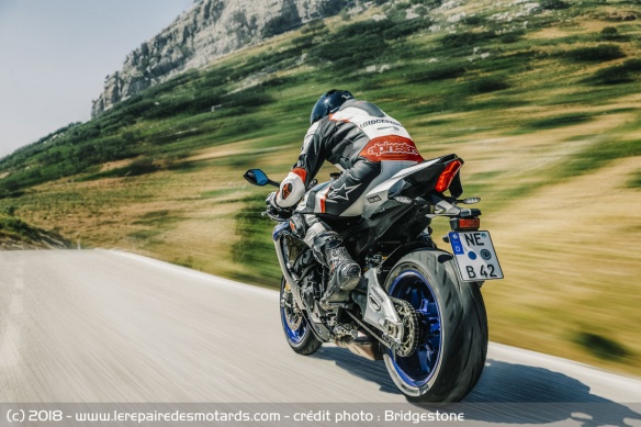 Bridgestone promet plus d'adhérence sans sacrifier la longévité Bridgestone promet plus d'adhérence sans sacrifier la longévité