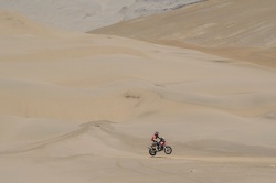 Dakar : la remontée de Barreda - crédit photo : E. Vargiolu/DPPI