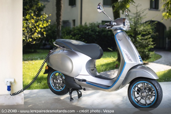 La Vespa Elettrica en recharge