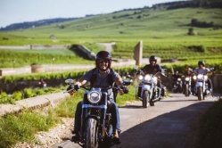 La Route des Grands Crus en Harley-Davidson - crédit photo : Jonas Jacquel
