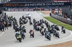 Dernière ligne droite avant les 24h Motos - Crédit photo : Good-Shoot