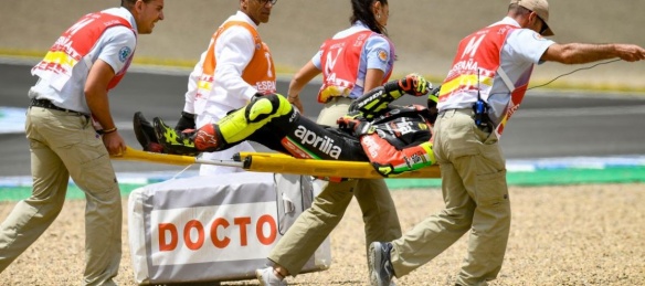 Accident moto pour Iannone (cp) Photo : MotoGP