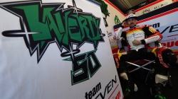 WSBK : Fracture des deux poignets pour Laverty