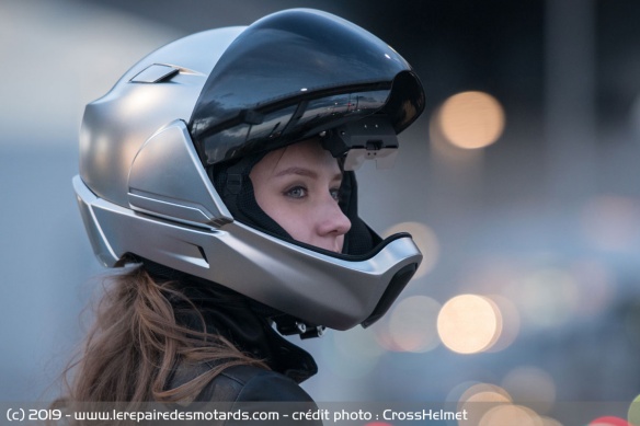Un casque intégral avec vision à 360°
