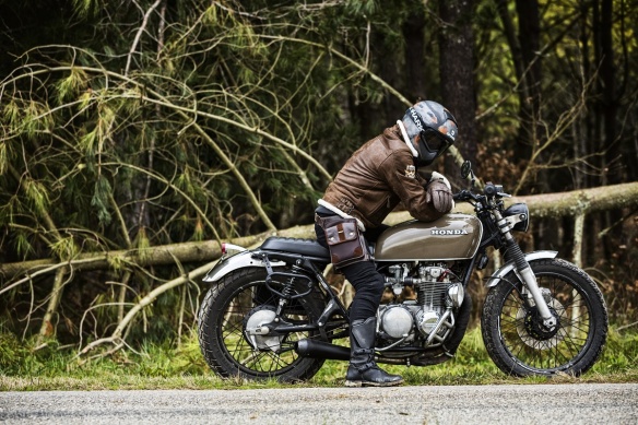 La sacoche jambière Aviator d'Artonvel