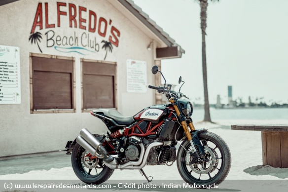 L'Indian FTR 1200 S