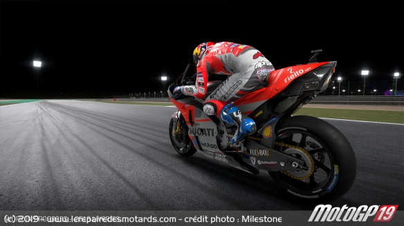 Dovizioso sur le circuit de Losail Dovizioso sur le circuit de Losail