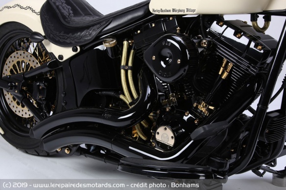 Harley-Davidson White Unique