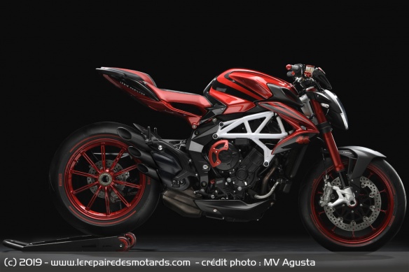 MV Agusta Brutale 800 RR LH44 MV Agusta Brutale 800 RR LH44