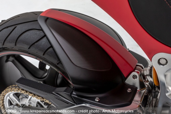 Garde-boue arrière de l'Arch KRGT-1 Garde-boue arrière de l'Arch KRGT-1