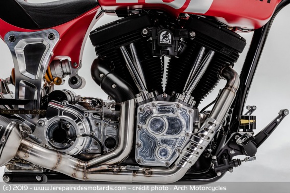 V-Twin de l'Arch KRGT-1 V-Twin de l'Arch KRGT-1
