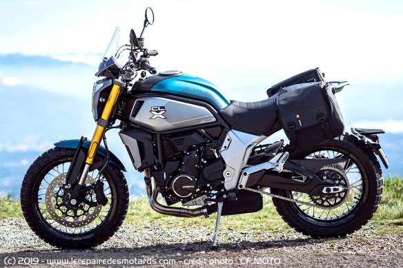 CF Moto 700 CL-X Adventure