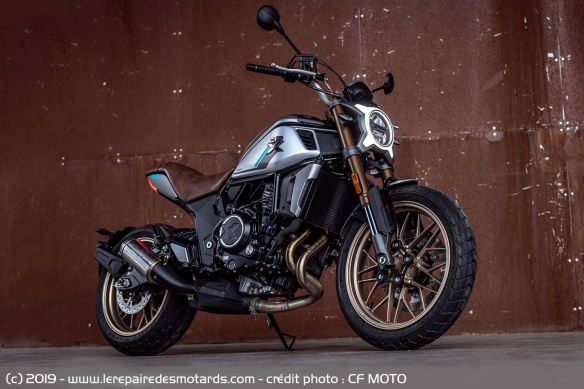 CF Moto 700 CL-X Hero