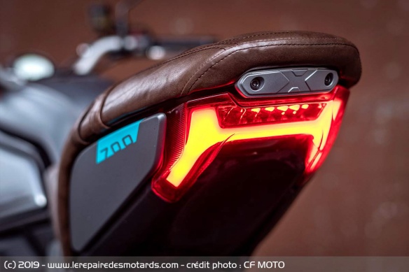 CF Moto 700 CL-X Hero
