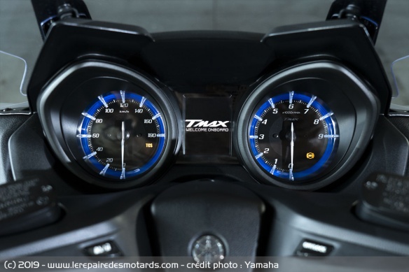 Instrumentation du Yamaha TMax 560