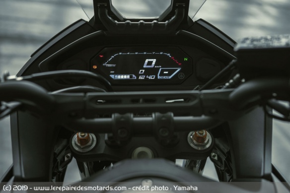 Instrumentation numérique de la Yamaha Tracer 700
