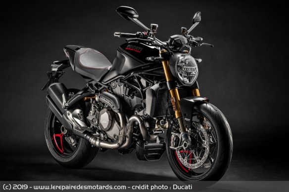 Ducati Monster 1200 S Black on Black Ducati Monster 1200 S Black on Black
