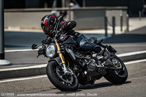 Ducati Monster 1200 S Black on Black Ducati Monster 1200 S Black on Black