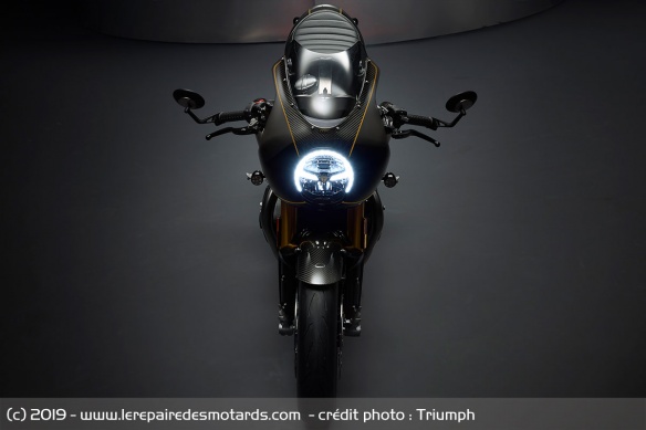 Triumph Thruxton TFC Triumph Thruxton TFC