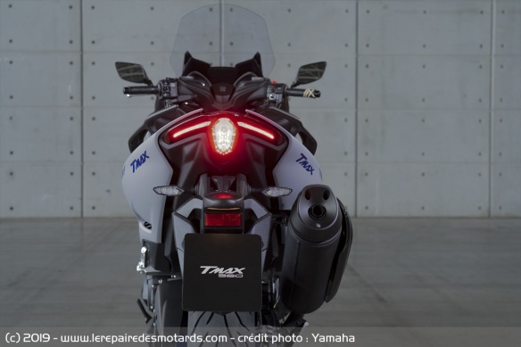 Feux arrière du Yamaha TMax 560