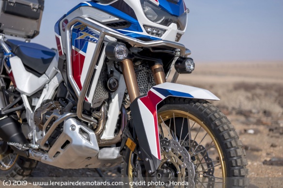 Fourche Showa de la Honda CRF1100L Africa Twin Adventure Sports Fourche Showa de la Honda CRF1100L Africa Twin Adventure Sports