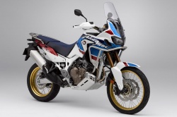 Avec son plus gros réservoir, l'Africa Twin 1100 devrait se rapprocher du gabarit de l'Adventure Sports