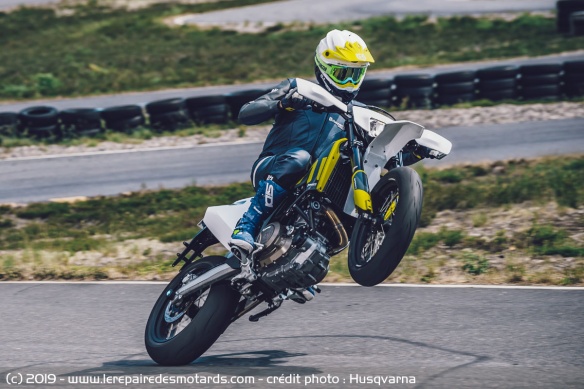 Husqvarna 701 Supermoto