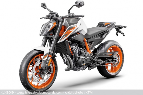 KTM 890 Duke R