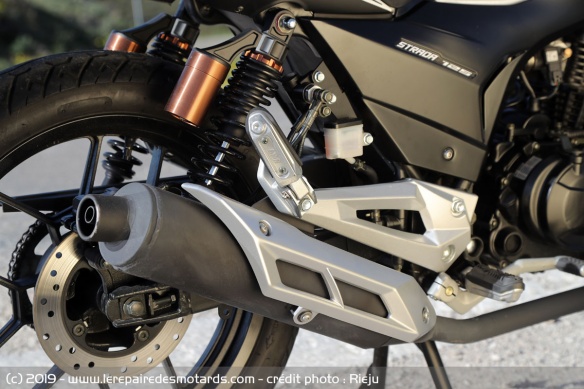 Silencieux et amortisseurs de la Rieju Strada 125 GT Silencieux et amortisseurs de la Rieju Strada 125 GT