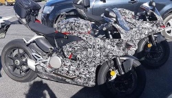 La future 959 Panigale s'expose encore - Crédit photo : Visordown
