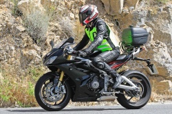 La Triumph Daytona 2020 se dévoile - Crédit photo : Motorrad