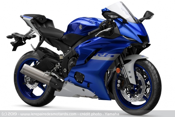 Yamaha YZF-R6 Icon Blue