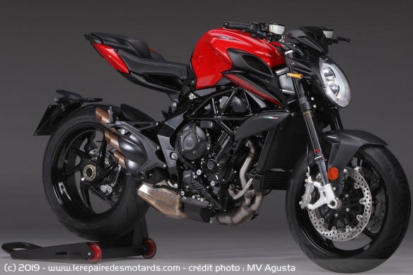 MV Agusta Brutale 800 Rosso MV Agusta Brutale 800 Rosso