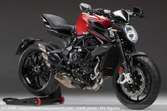 MV Agusta Dragster 800 Rosso MV Agusta Dragster 800 Rosso