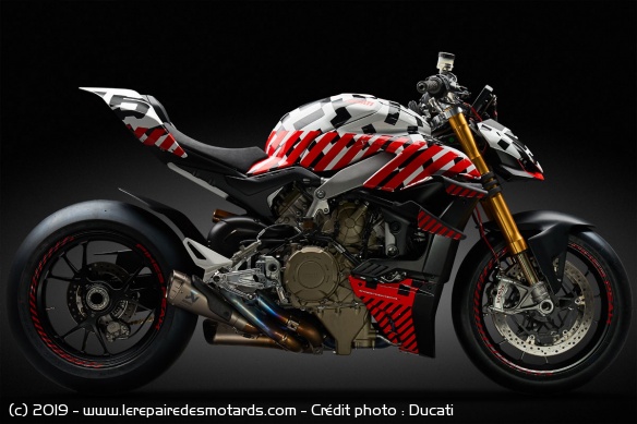 La Ducati Streetfighter V4 sera présenté fin octobre dans sa version définitive La Ducati Streetfighter V4 sera présenté fin octobre dans sa version définitive