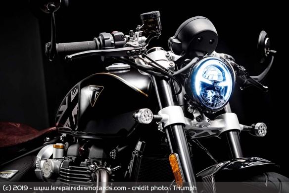 Phare de la Triumph Bobber TFC