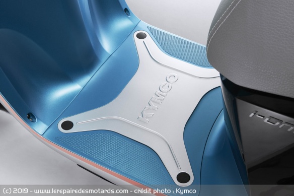 Plancher du Kymco i-One DX