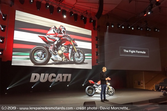 Ducati présente sa Streetfighter V4 Ducati présente sa Streetfighter V4