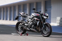 Nouveauté moto : Triumph Street Triple RS