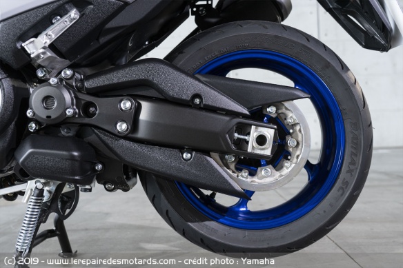 Roue arrière du Yamaha TMax 560