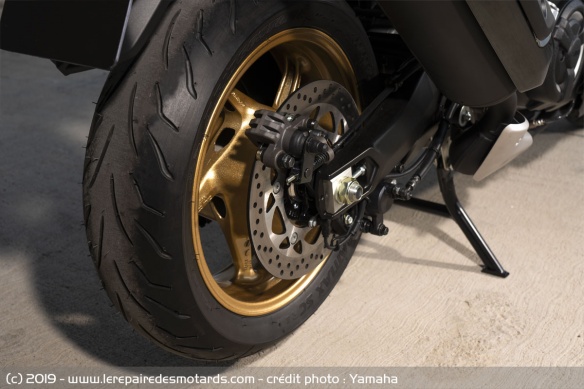 Roue arrière du Yamaha TMax Tech Max
